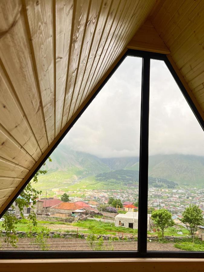 Pine Chalet Kazbegi Exterior photo